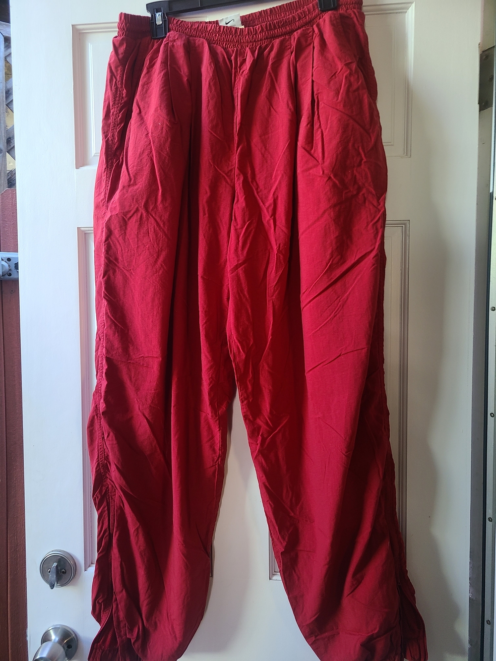 Nike Men's Red Elastic Waist Sweatpants